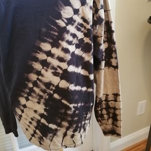 Black Reverse Tie Dye Long Sleeve Cotton Tee Shirt 2XL, Black and Tan One Side